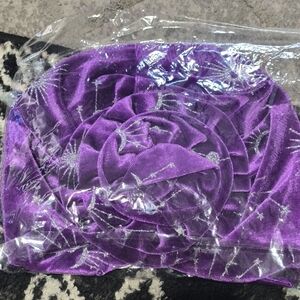 IC COLLECTION Purple Hat with Modern Design